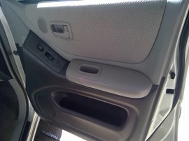 2005 TOYOTA HIGHLANDER, SILVER, 3.3L, AT, FWD,   Z26319